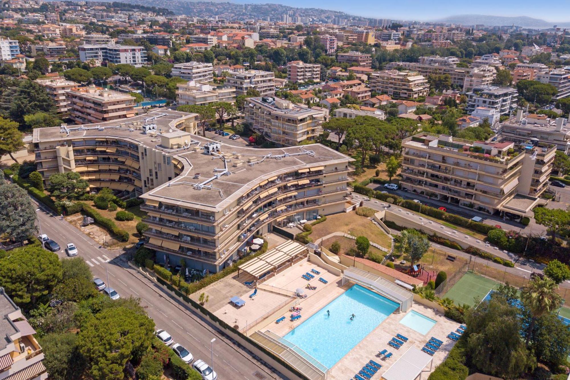 Residence Heliotel Marine Saint-Laurent-du-Var Kültér fotó